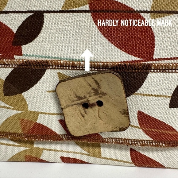 By Olive Floral Leaf Clutch Purse - Picture 2 of 8